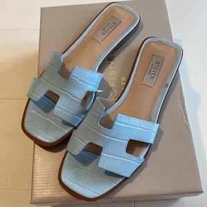 Baby blue Steven madden size 7